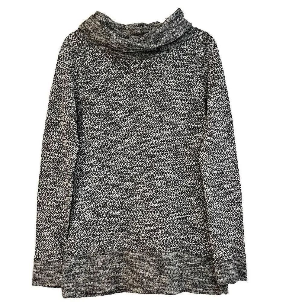 LOFT Women’s Black White Turtleneck Crowl Neck Sweater Medium